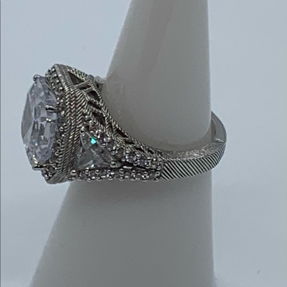 Judith Ripka Diamonique Silver Ring Sz 6 - Picture 2 of 9